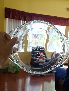 Pyrex Vintage Clear Glass Round  Pie Dish  with Handles